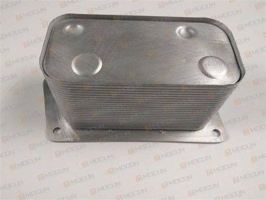 좋은 가격 볼보 EC210B EC210BLC 04252961 VOE04252961를 위한 Deutz D6D 차 기름 냉각기 덮개/핵심 온라인으로