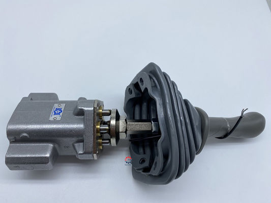 좋은 가격 굴삭기 Foot Wook Assy ZAX200 풋 밸브 페달 파일럿 밸브 온라인으로